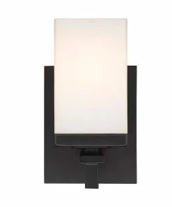 Golden Lighting Maddox 1 Light Wall Sconce American Farmhouse