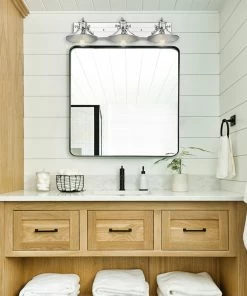 Golden Lighting American Farmhouse Kleine 3 Light Bath Vanity